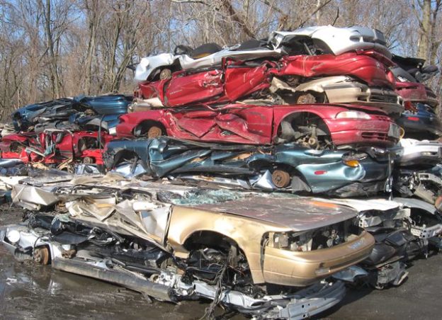 Scrap vehicle buyer, sell a car for scrap, totaled car, vehicle removal, where to junk a car
